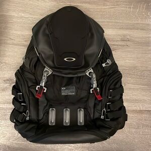 Oakley Tactical Field Gear Backpack Kitchen Sink Black